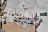 424 Rustic Live Oak Trail - Photo 8