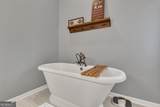 111 Greensway - Photo 32
