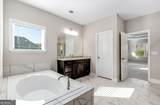 380 Parkside Meadows Drive - Photo 16