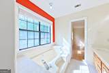 565 Oaks Courts - Photo 17