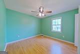 565 Oaks Courts - Photo 19