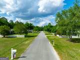 565 Oaks Courts - Photo 32