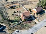 110 Amsterdam Drive - Photo 3