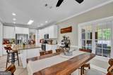 208 Hedge Row - Photo 15