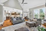 1070 Waverly Meadow Lane - Photo 32