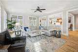 407 Waterfront Park Lane - Photo 11