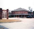 200 Market Place - Photo 1