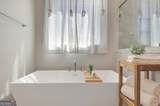 160 Lapis Lake Point - Photo 32