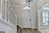7111 Saint Charles Square - Photo 3