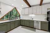 2965 Pond View Court - Photo 15