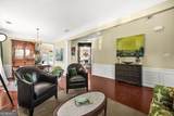 721 Berkeley Terrace - Photo 15