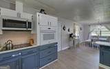 810 Grassy Creek Road - Photo 4