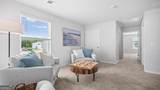 1050 Lakes Boulevard - Photo 21