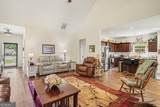 239 Dixon Circle - Photo 6