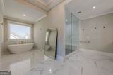 730 Summit Terrace - Photo 32
