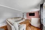 5605 Scofield Road - Photo 5