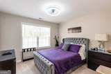 7601 The Lakes Drive - Photo 9