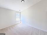503 Oakleaf Court - Photo 8