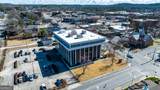 701 Broad Street - Photo 2