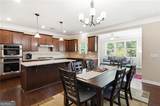 1705 Blackstone Avenue - Photo 17