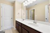 1705 Blackstone Avenue - Photo 44