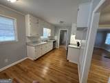 423 Center Circle - Photo 7