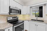 34 Chaumont Square - Photo 14
