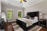 934 Telfair Close - Photo 13