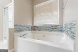 5755 Lakeview Circle - Photo 37