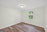 136 Nowell Street - Photo 17