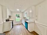 2060 Darrel Lane - Photo 4