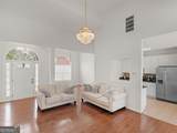 1815 Jeffery Court - Photo 4
