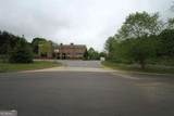 5330 Lake Pointe Center Drive - Photo 8
