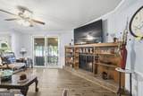 102 Allens Alley - Photo 11