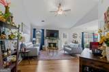 10586 Aspenwood Court - Photo 4