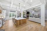 7945 Reinhardt College Parkway - Photo 17