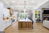 7945 Reinhardt College Parkway - Photo 18