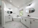 1231 Dunwoody Village Drive - Photo 21