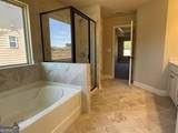 1006 Lakeview Oaks Court - Photo 16