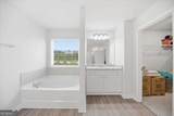 1000 Northfield Drive - Photo 17