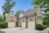 1740 Doncaster Drive - Photo 10