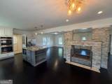 17 Town Square Road - Photo 2