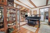 988 Woodland - Photo 8