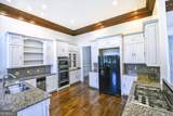 6020 Riverside Drive - Photo 37