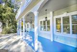 6020 Riverside Drive - Photo 9