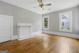 202 Everett Square - Photo 16