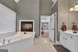 1009 Lyndhurst Way - Photo 56