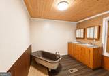 6285 Pond Avenue - Photo 15