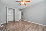 3364 Hollyridge Trail - Photo 18