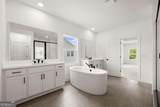 6470 Pond View Drive - Photo 41